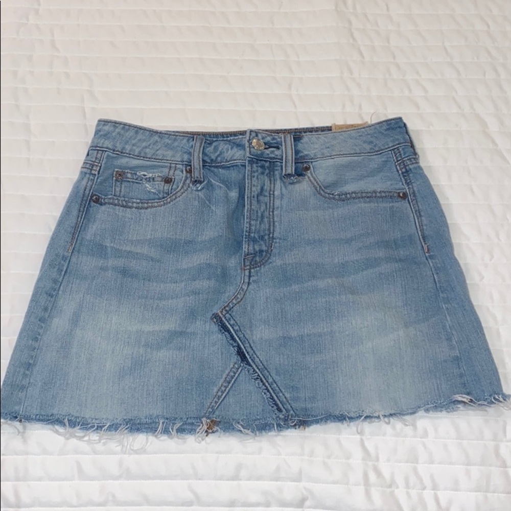 American Eagle mini skirt